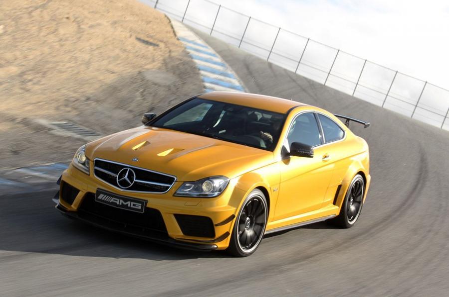 Mercedes-Benz C63 AMG Coupe Black Series 2012 года  (фото 46 из 66)